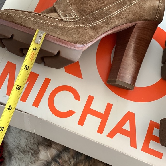 Kors Michael Kors Aquarius Suede Boots - Picture 11 of 14
